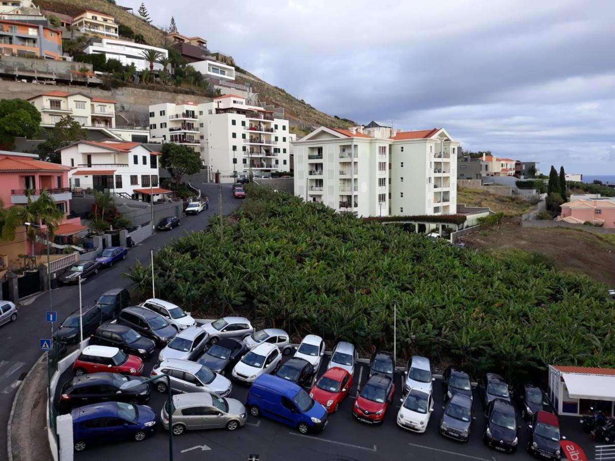 Elegant Apartment With Sea Views By Trip2Portugal Funchal  Buitenkant foto