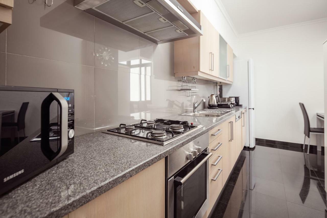 Elegant Apartment With Sea Views By Trip2Portugal Funchal  Buitenkant foto